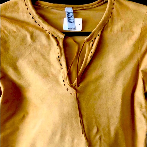 Laundry by Shelley Segal suede like top. Bohemian style with beautiful d… - Picture 2 of 4